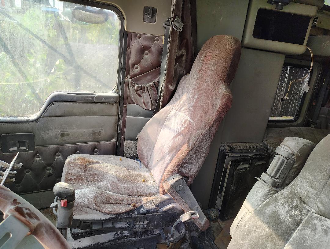 2000 KENWORTH W900 - Image 8